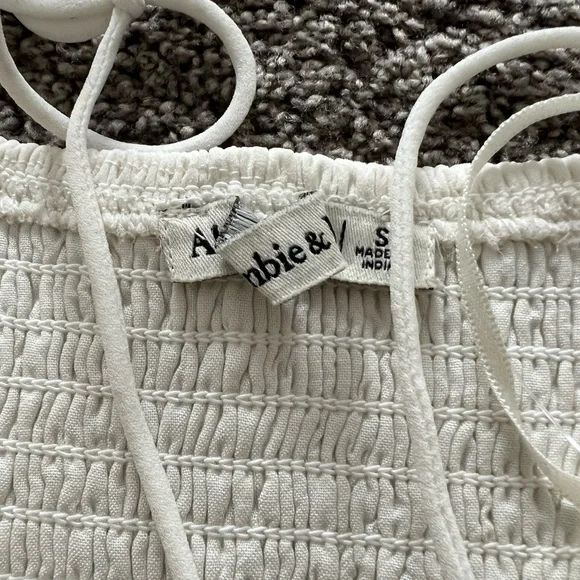 Abercrombie & Fitch Cream Satin Tank Top - Picture 3 of 4